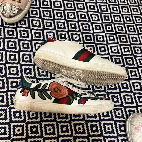 Ladies designer shoes - Picture 13 of 15